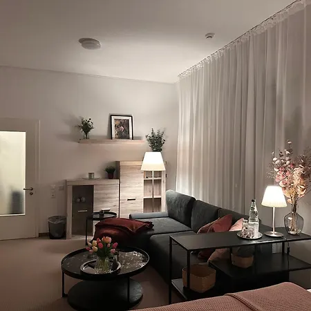 Apartment Strassi 1 *